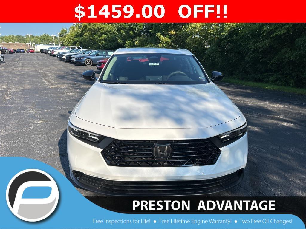 new 2025 Honda Accord car, priced at $30,706