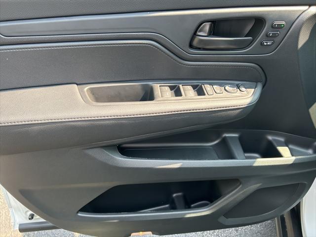 new 2025 Honda Odyssey car, priced at $42,230