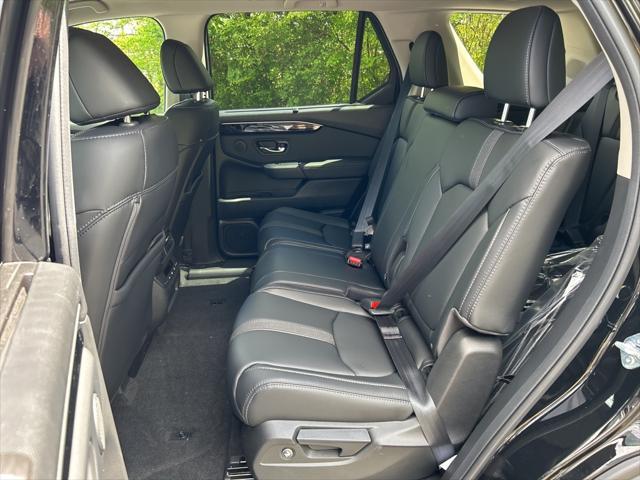 new 2025 Honda Pilot car, priced at $49,539