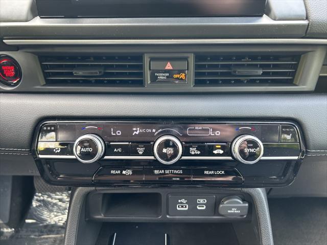 new 2025 Honda Pilot car, priced at $49,539