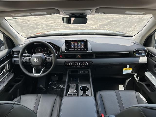 new 2025 Honda Pilot car, priced at $49,539