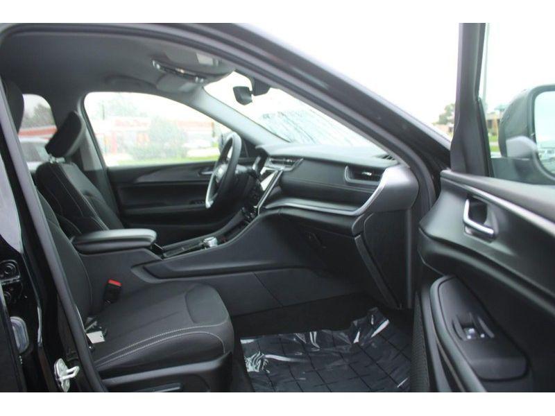 used 2023 Jeep Grand Cherokee L car, priced at $27,785