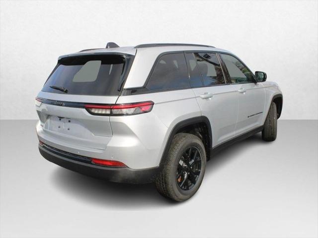 new 2025 Jeep Grand Cherokee car, priced at $47,525