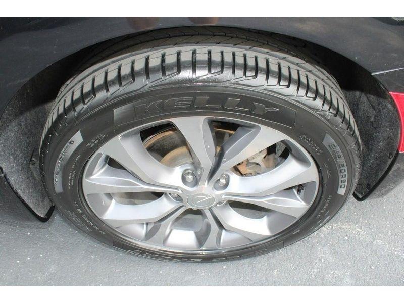 used 2020 Chrysler Pacifica car, priced at $21,800