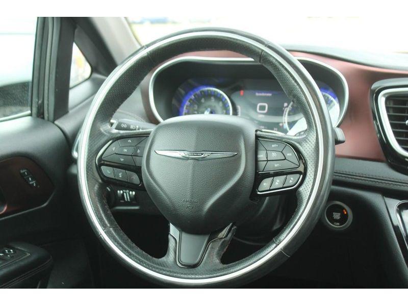 used 2020 Chrysler Pacifica car, priced at $21,800