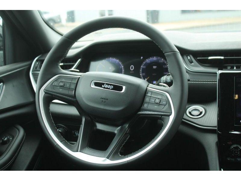 new 2025 Jeep Grand Cherokee car, priced at $45,915