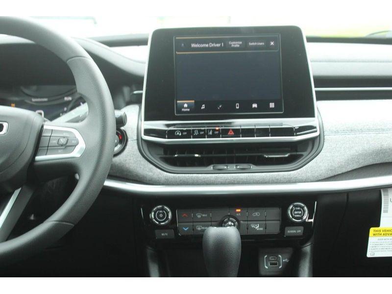 new 2025 Jeep Compass car, priced at $29,090