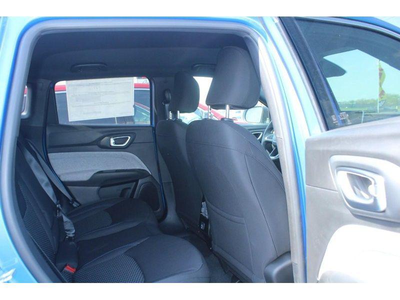 new 2025 Jeep Compass car, priced at $28,495