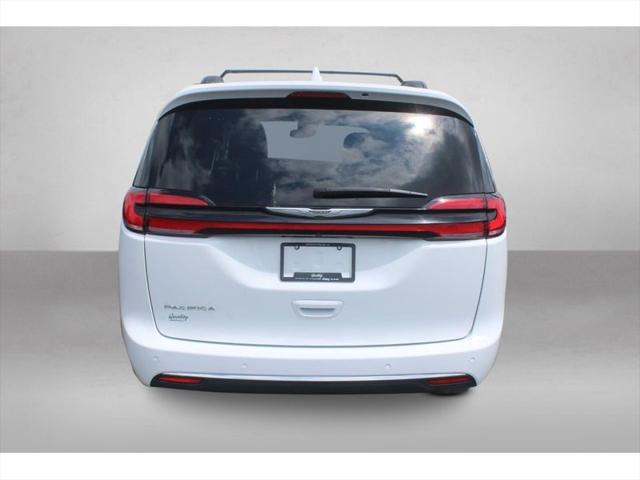 used 2022 Chrysler Pacifica car, priced at $26,995