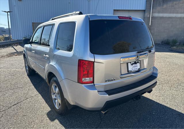 used 2010 Honda Pilot car, priced at $9,995