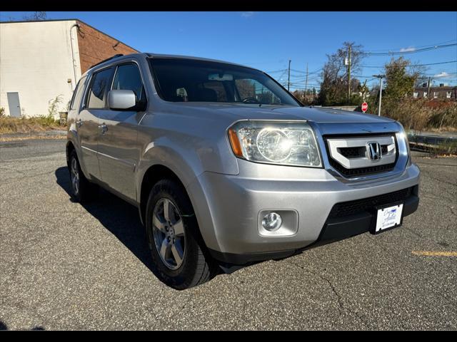 used 2010 Honda Pilot car, priced at $9,995