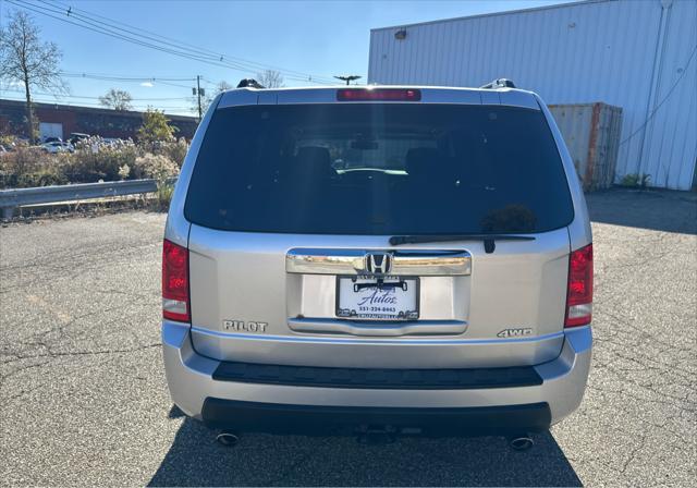 used 2010 Honda Pilot car, priced at $9,995