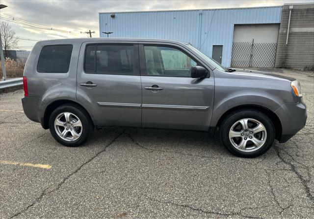 used 2014 Honda Pilot car, priced at $11,995