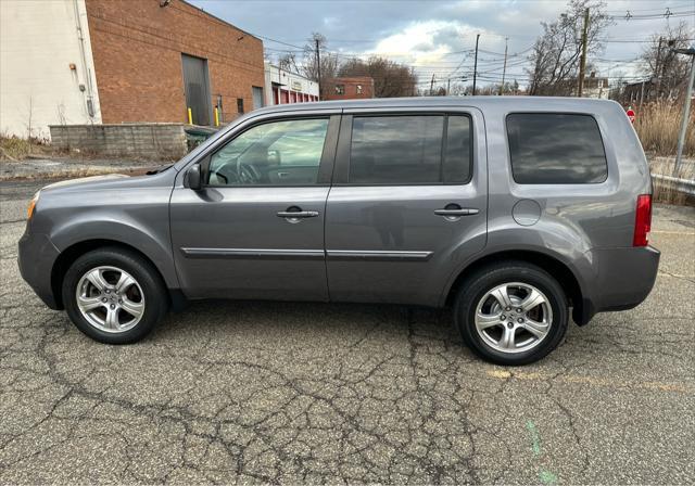 used 2014 Honda Pilot car, priced at $11,995