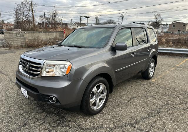 used 2014 Honda Pilot car, priced at $11,995