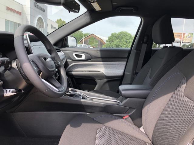 new 2023 Jeep Compass car, priced at $30,490