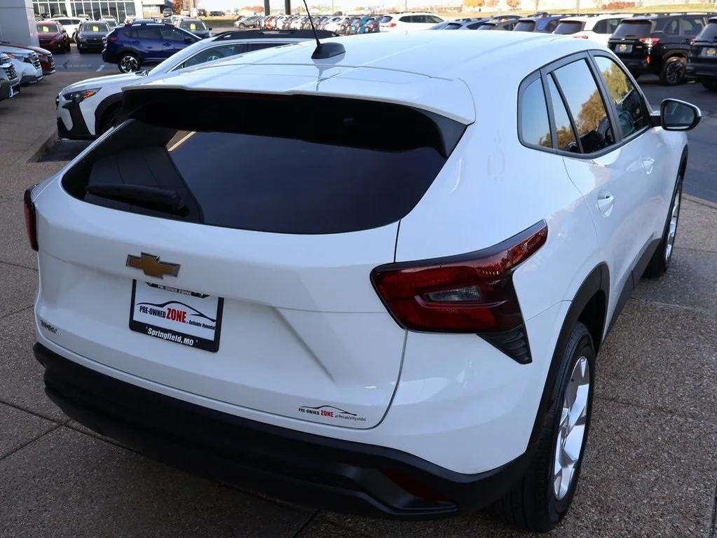 used 2025 Chevrolet Trax car, priced at $21,443