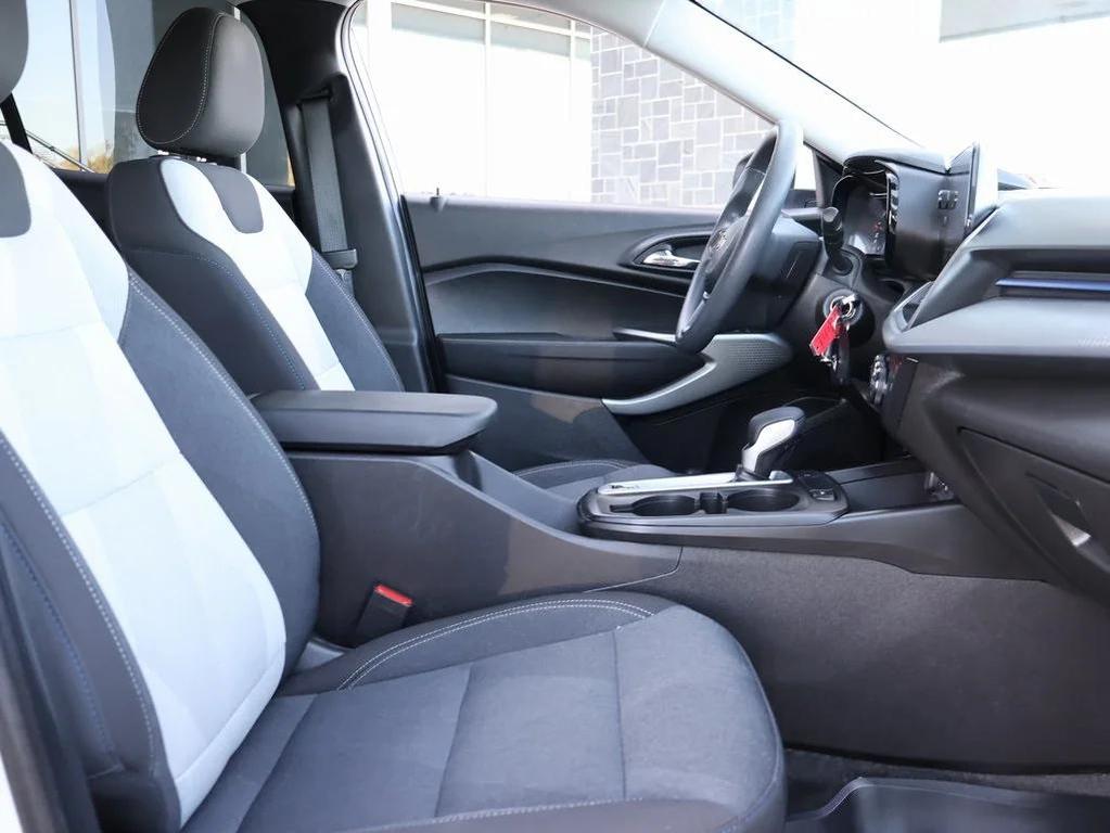 used 2025 Chevrolet Trax car, priced at $21,443