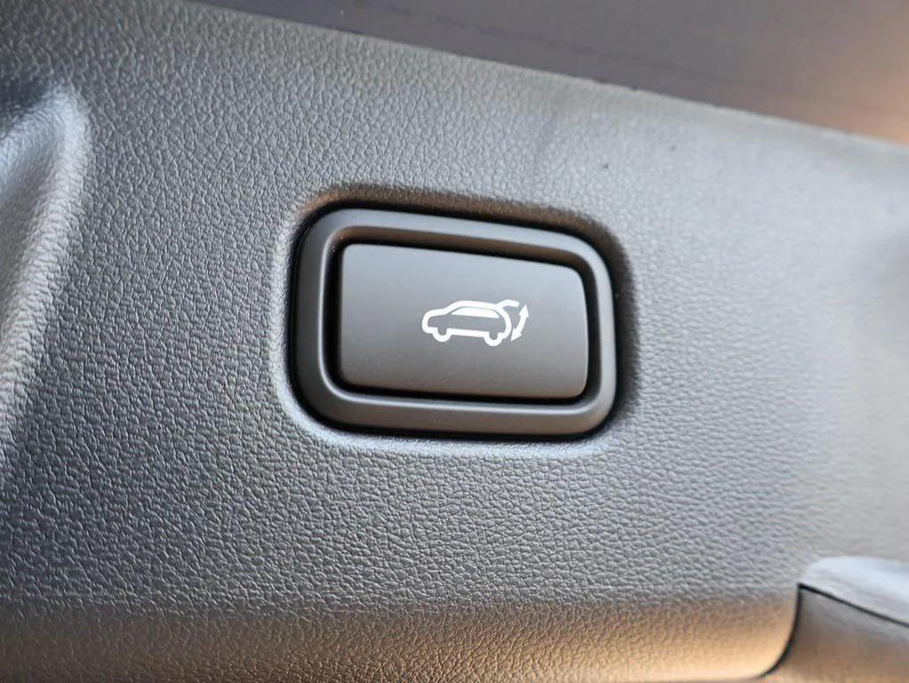 new 2026 Hyundai Tucson car, priced at $34,177