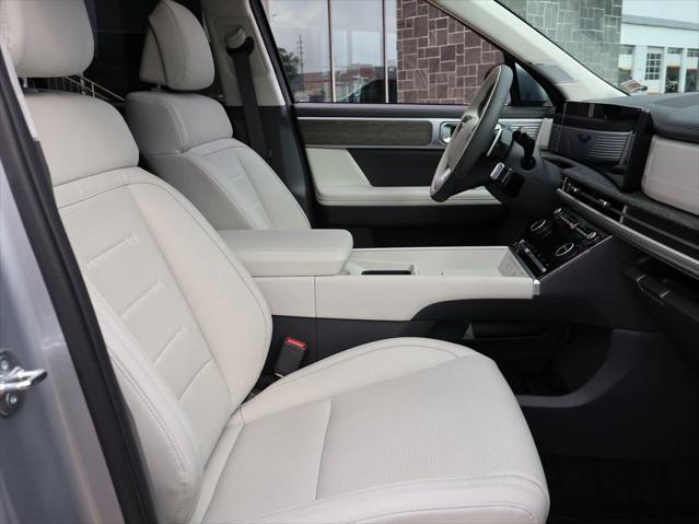 used 2025 Hyundai Santa Fe car, priced at $42,994