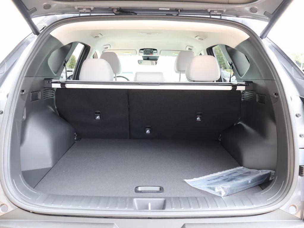 new 2025 Hyundai TUCSON Hybrid car, priced at $31,477