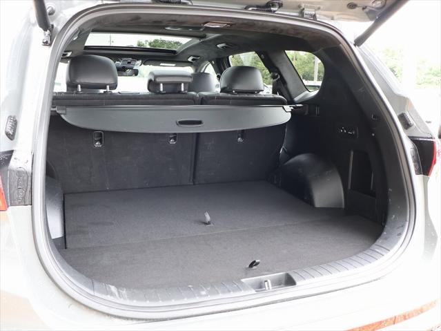 used 2023 Hyundai Santa Fe car, priced at $32,499