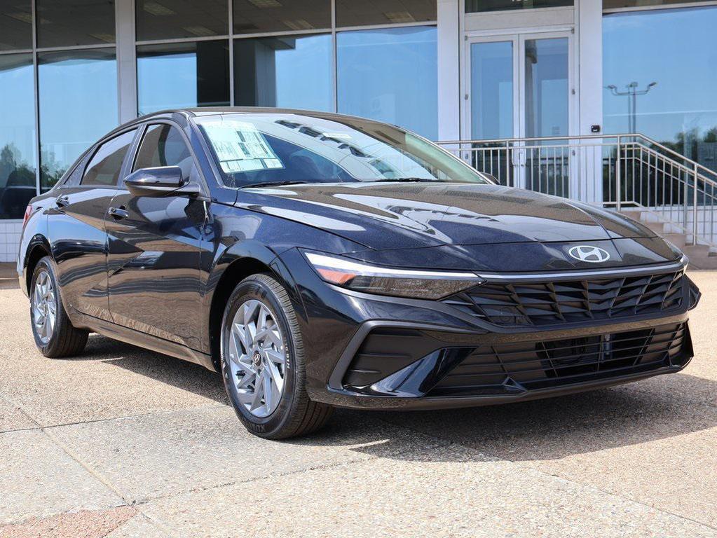 new 2025 Hyundai ELANTRA HEV car, priced at $23,480