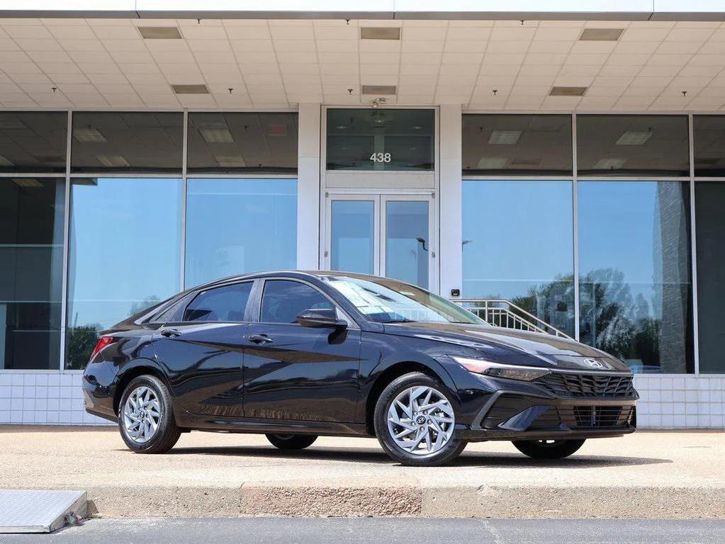 new 2025 Hyundai ELANTRA HEV car, priced at $23,480
