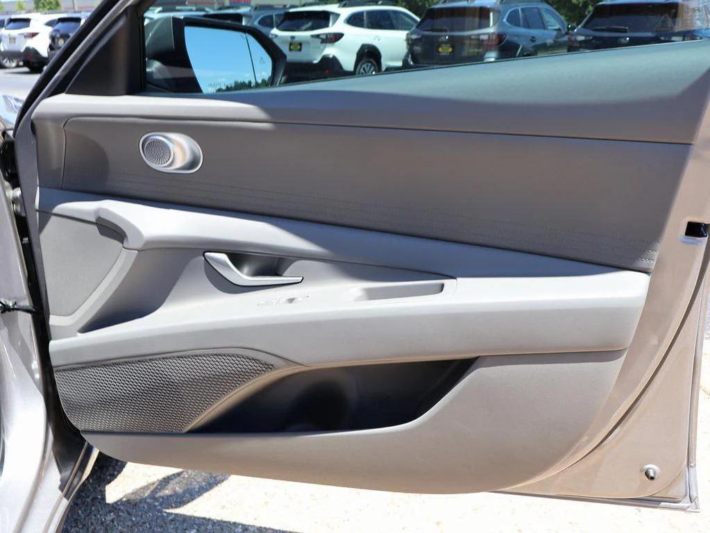 new 2025 Hyundai Elantra car, priced at $21,941