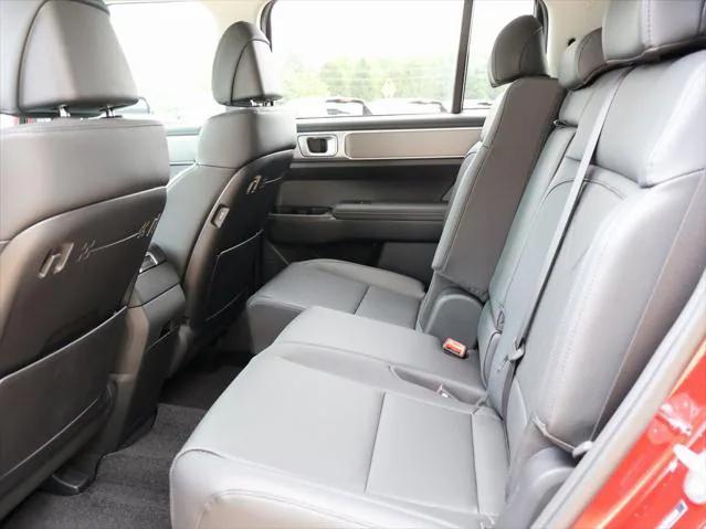 new 2025 Hyundai Santa Fe car, priced at $39,611