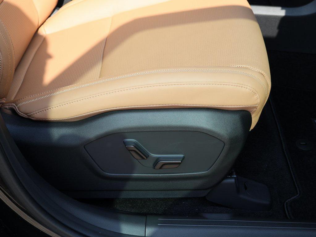 new 2026 Hyundai SANTA FE HEV car, priced at $46,856