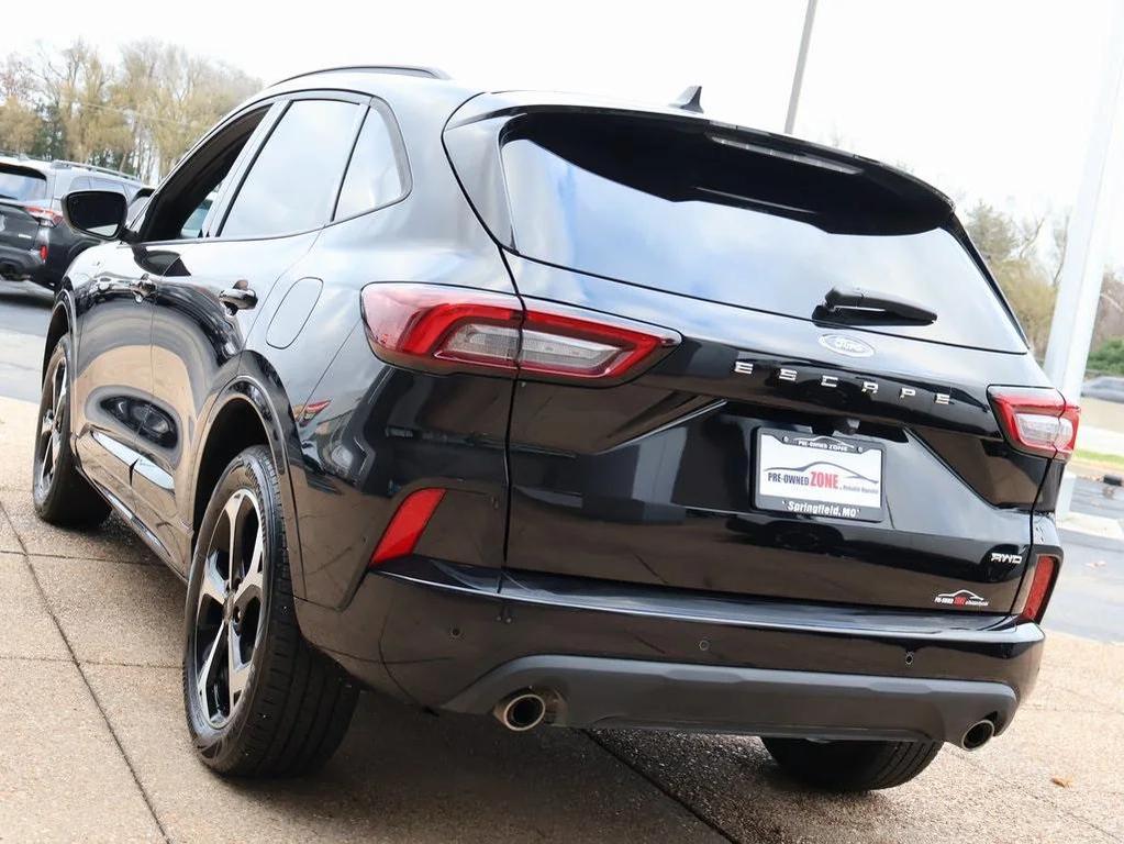 used 2025 Ford Escape car, priced at $30,998