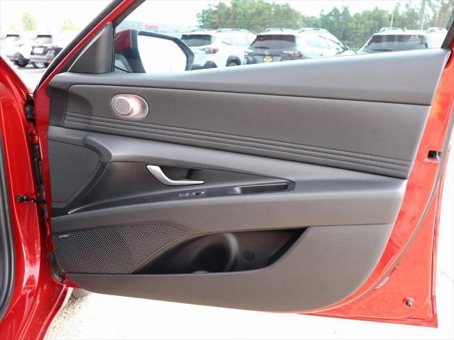 new 2025 Hyundai Elantra car, priced at $30,895