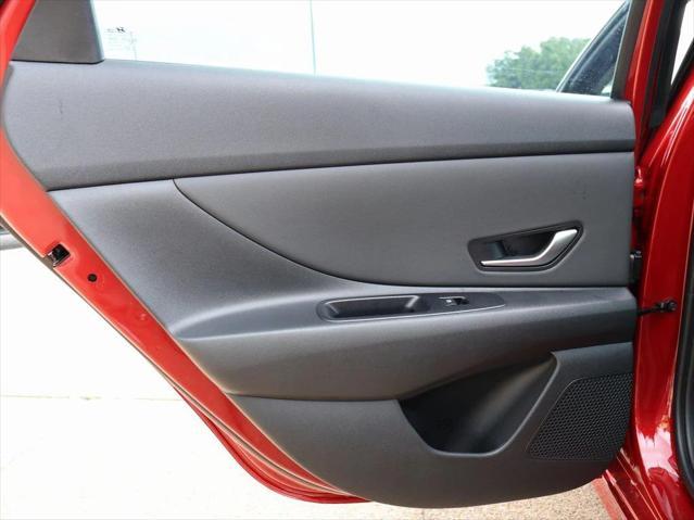 new 2025 Hyundai Elantra car, priced at $30,895