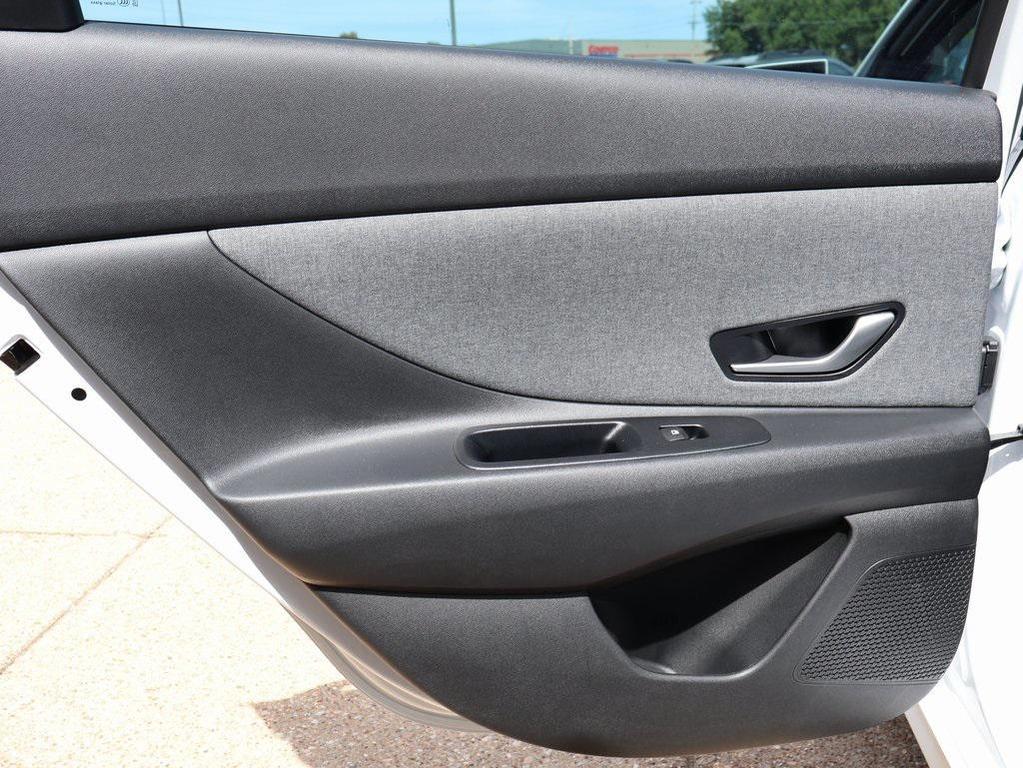 new 2025 Hyundai ELANTRA HEV car, priced at $31,267