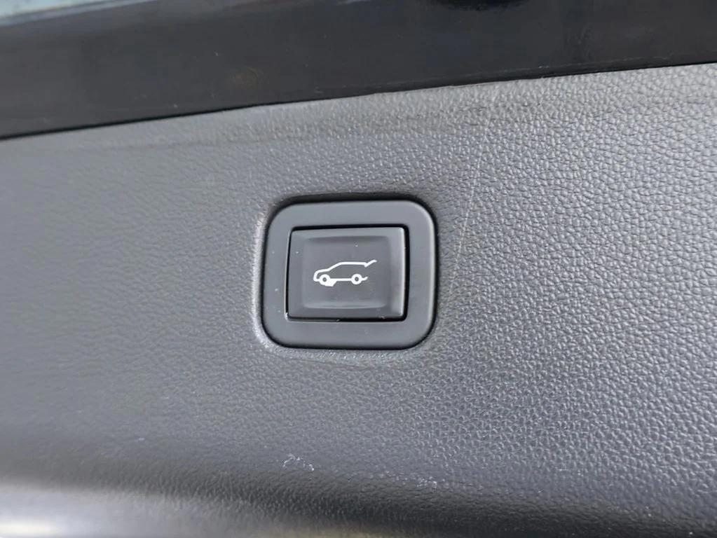 used 2019 Chevrolet Blazer car, priced at $21,669