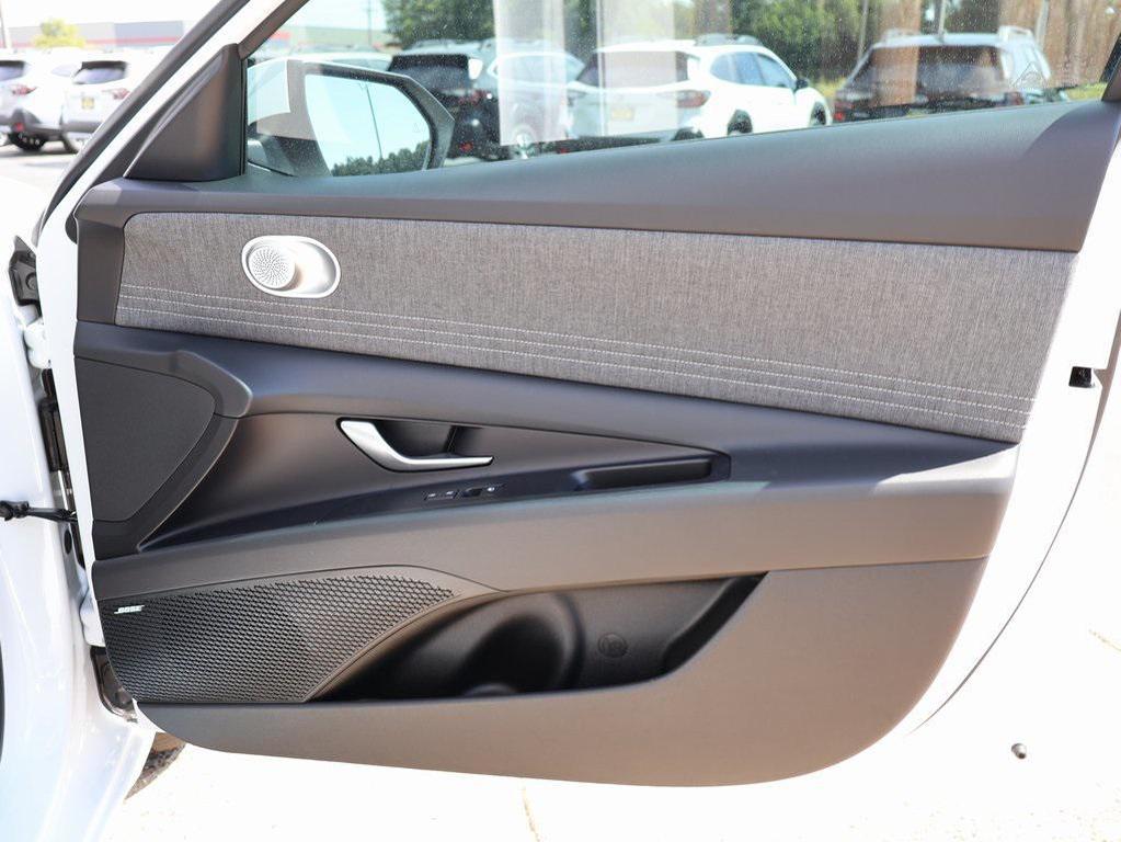 new 2025 Hyundai ELANTRA HEV car, priced at $29,477