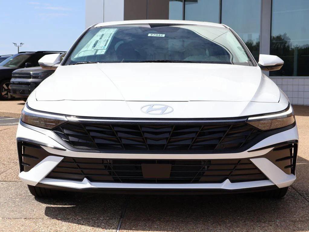 new 2025 Hyundai ELANTRA HEV car, priced at $29,477