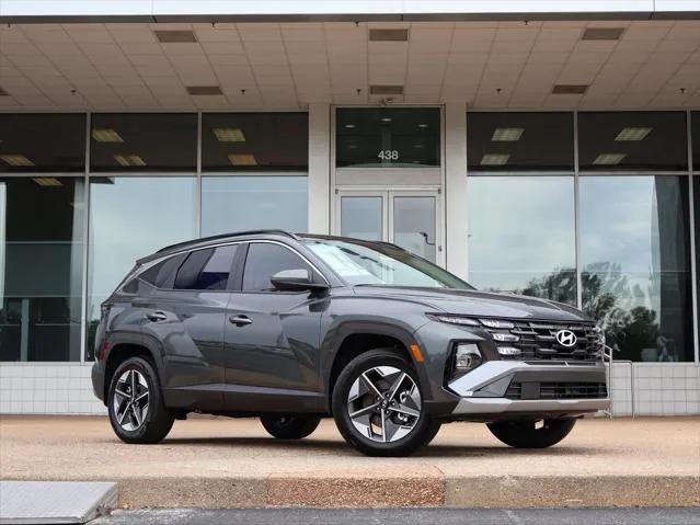 new 2025 Hyundai TUCSON Hybrid car, priced at $35,914