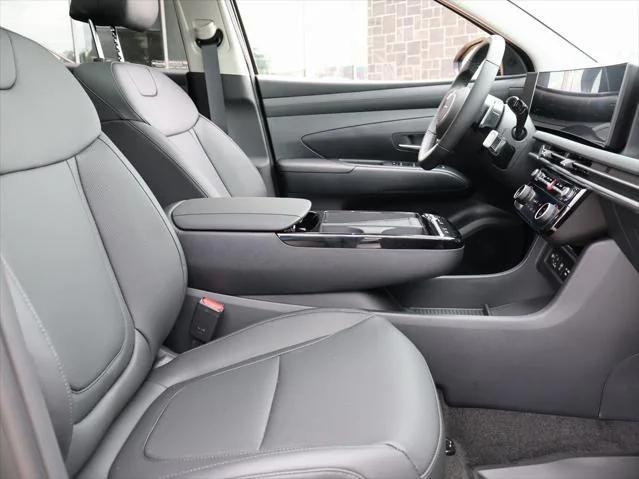new 2025 Hyundai TUCSON Hybrid car, priced at $35,914