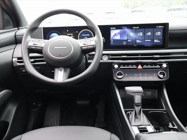 new 2025 Hyundai SANTA CRUZ car, priced at $36,233