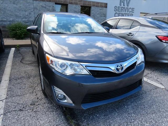 used 2014 Toyota Camry Hybrid car, priced at $11,178