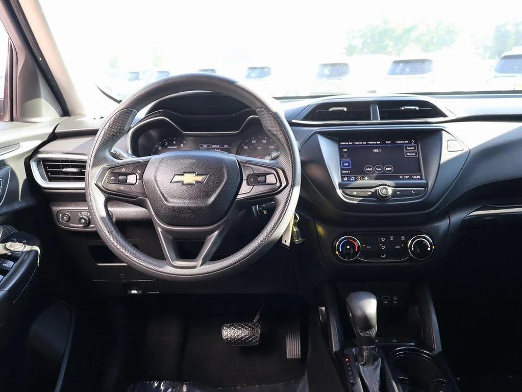 used 2021 Chevrolet TrailBlazer car, priced at $17,899