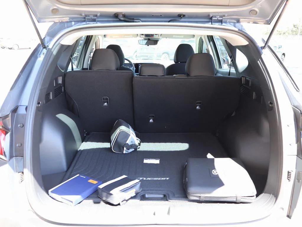 new 2025 Hyundai Tucson car, priced at $24,777