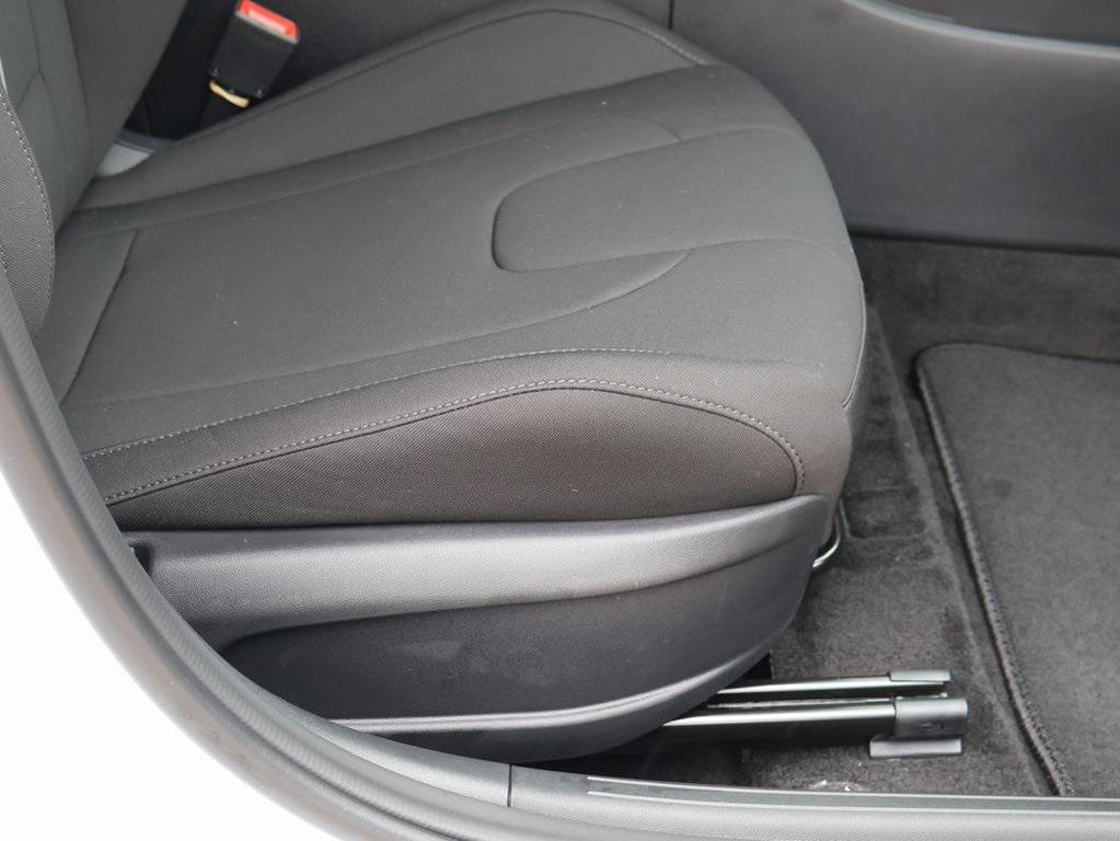 new 2025 Hyundai ELANTRA HEV car, priced at $25,977