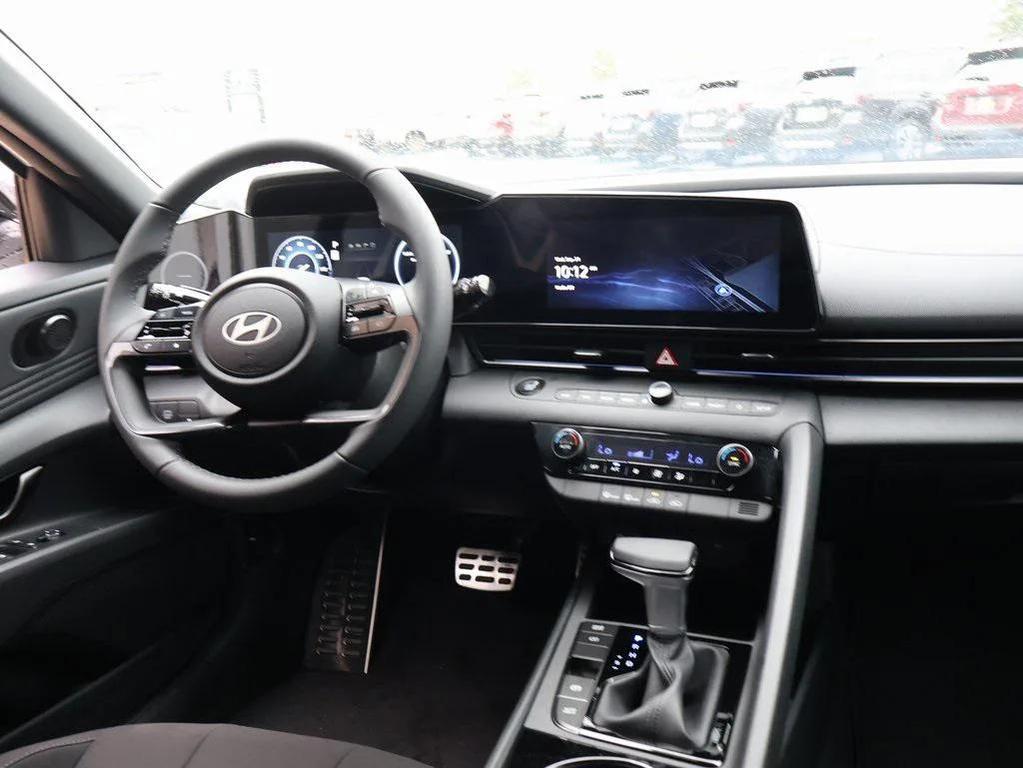new 2025 Hyundai ELANTRA HEV car, priced at $25,977