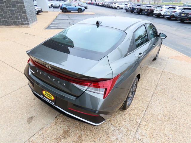 new 2025 Hyundai Elantra car, priced at $26,328