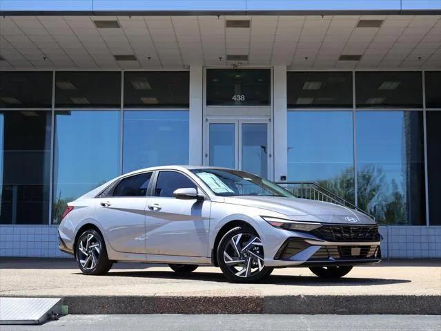 new 2025 Hyundai Elantra car, priced at $27,558