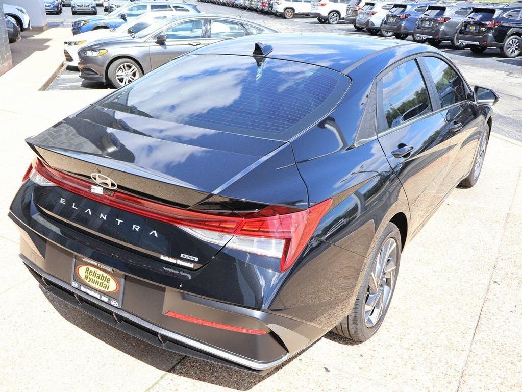 new 2025 Hyundai ELANTRA HEV car, priced at $27,277