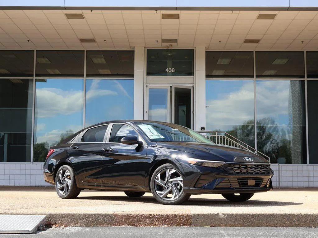 new 2025 Hyundai ELANTRA HEV car, priced at $27,277